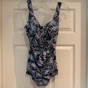Ladies swimsuit; EUC